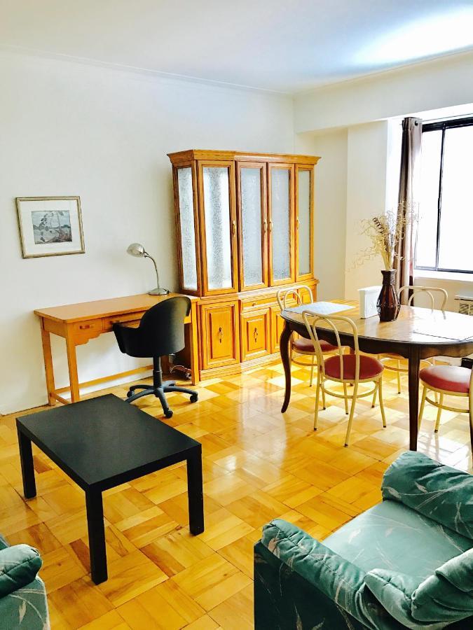 Stylish Montreal Apartment: Comfortable Stay In The Golden Square Mile Екстериор снимка